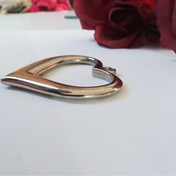 Heart Charm Stainless Steel BIG Over 2 Inches Silver Tone Necklace Choke… - Picture 8 of 8